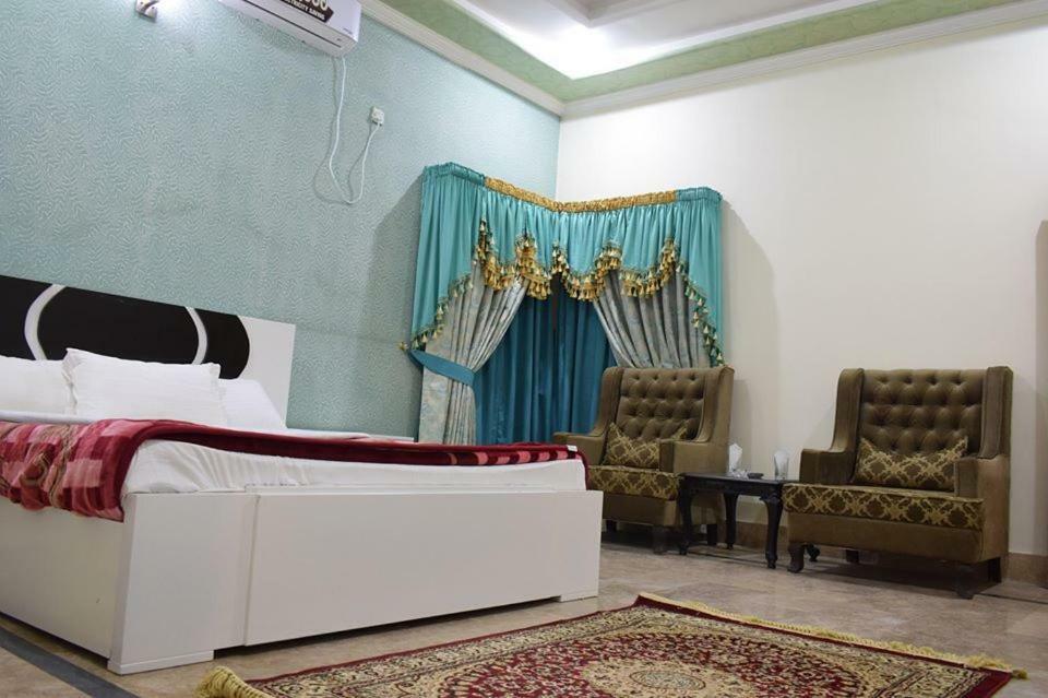 Royal Emirates Residence Abbottabad Eksteriør bilde
